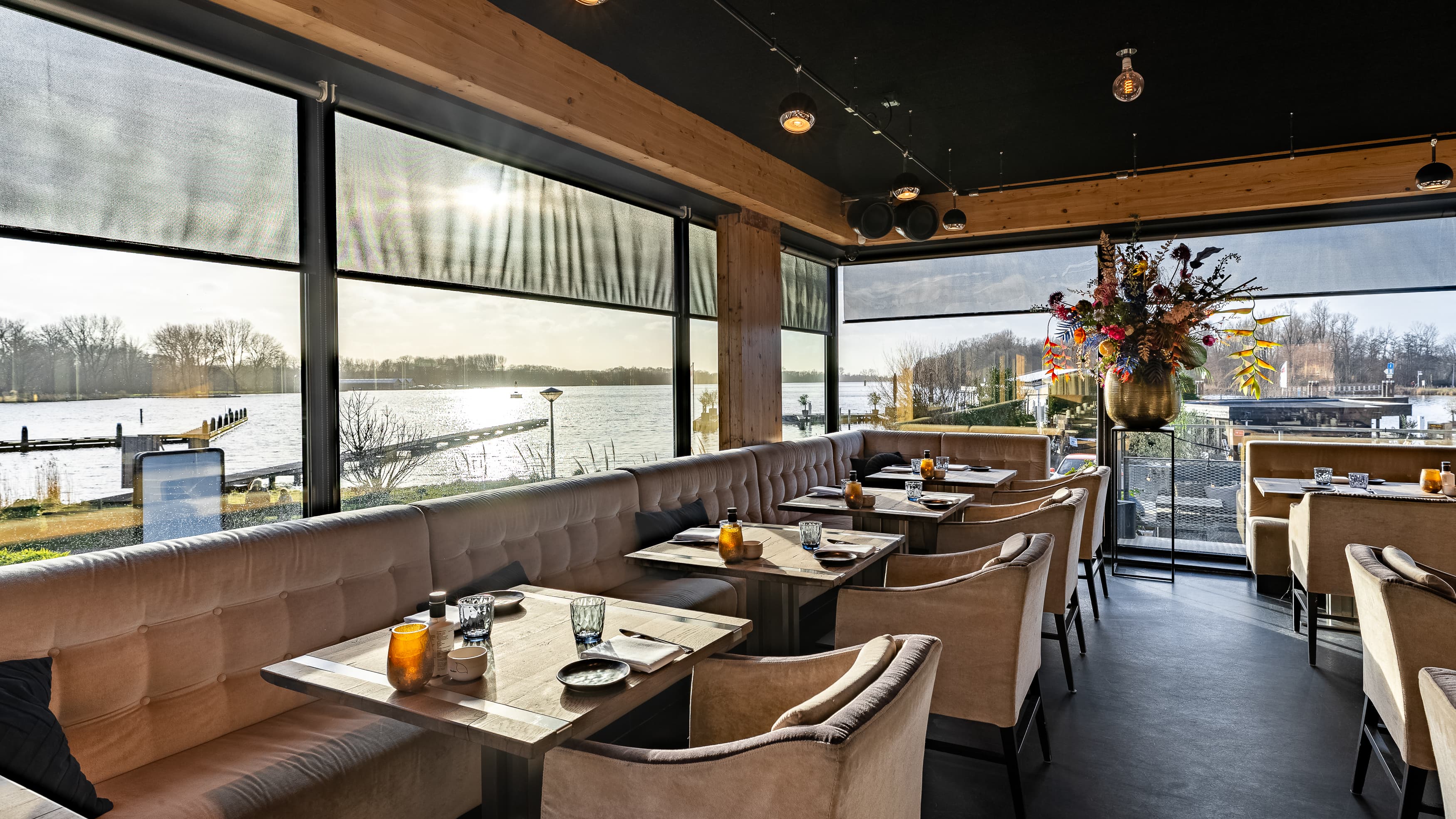 Het Bosch 'waterfront kitchen'